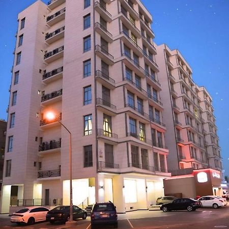 Апартаменти De Iris Regency Fahaheel Kuwait City Екстер'єр фото
